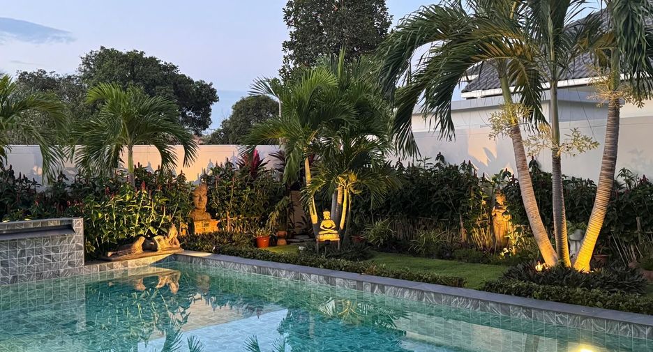For sale 3 bedrooms villa in Hua Hin, Prachuap Khiri Khan