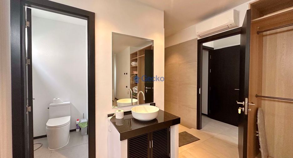 For sale 2 bedrooms house in East Pattaya, Pattaya
