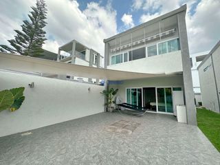 Haus zum Kauf mit 2 Zimmer in Bang Lamung, Chonburi