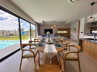 For sale 4 bedrooms house in Bang Lamung, Chonburi