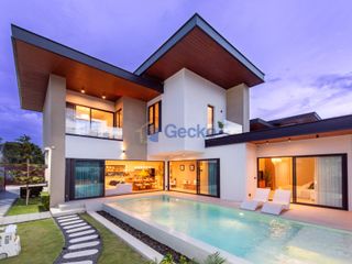 For sale 4 bedrooms house in Bang Lamung, Chonburi