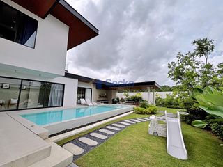 For sale 4 bedrooms house in Bang Lamung, Chonburi