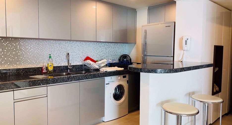 For rent 2 bedrooms condo in Central Pattaya, Pattaya