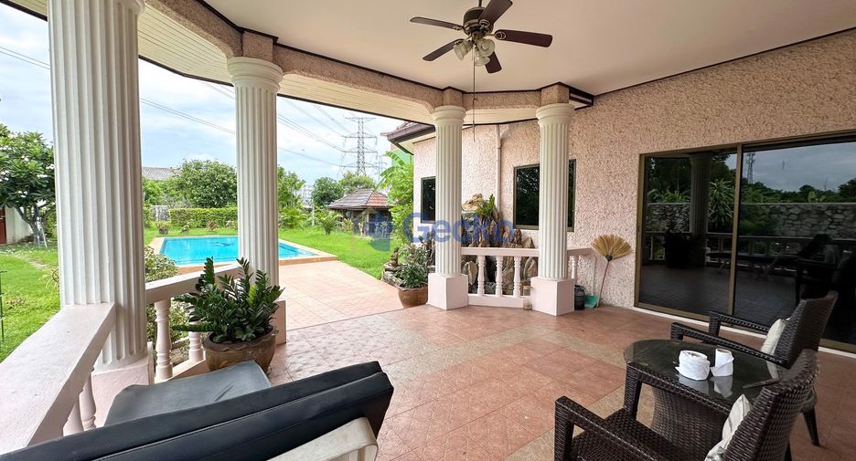For sale 4 bedrooms house in East Pattaya, Pattaya