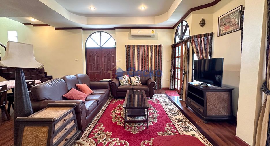 For sale 4 bedrooms house in East Pattaya, Pattaya