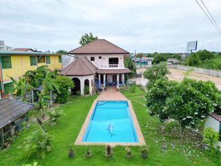 For sale 4 bedrooms house in Bang Lamung, Chonburi