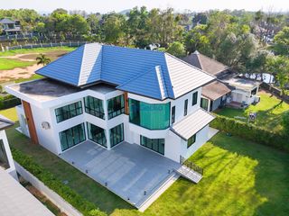 For sale 4 bedrooms house in Bang Lamung, Chonburi