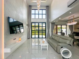 For sale 4 bedrooms house in Bang Lamung, Chonburi
