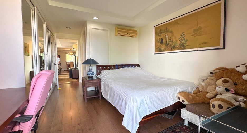 For sale 3 ベッドルーム condo in Pratumnak, Pattaya