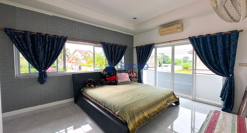 Haus zum Kauf mit 5 Zimmer in Sattahip, Chonburi