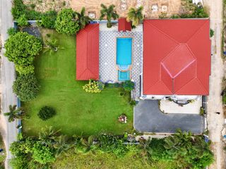 For sale 5 bedrooms house in Bang Saray, Pattaya