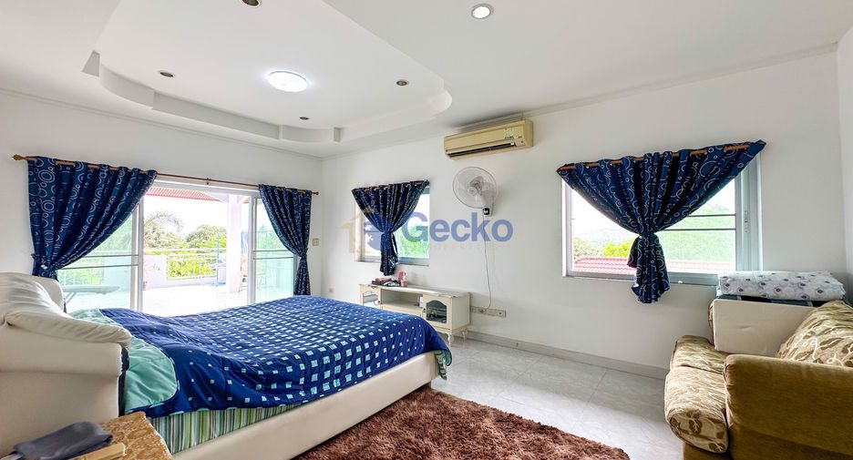 Haus zum Kauf mit 5 Zimmer in Sattahip, Chonburi