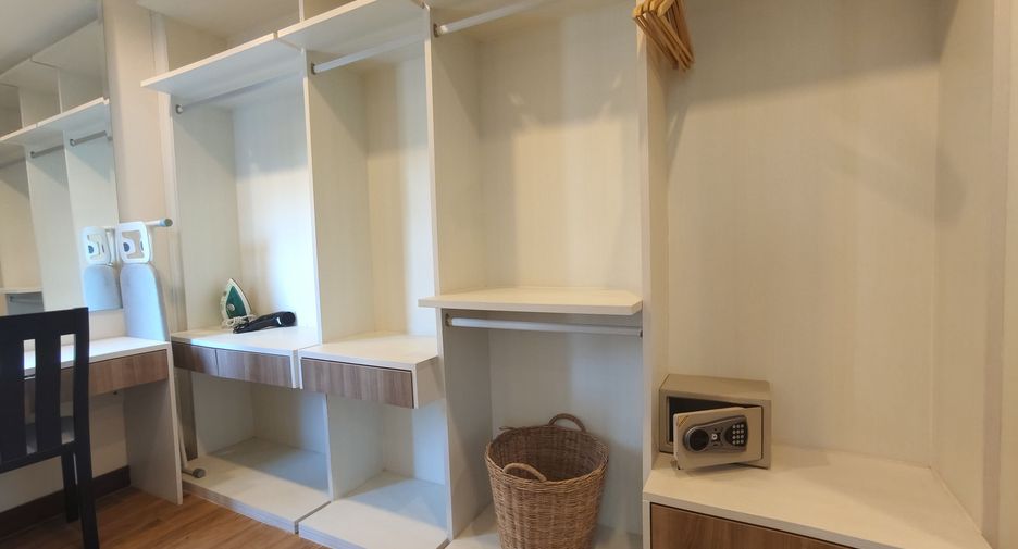Villa zum Kauf mit 5 Zimmer in Thalang, Phuket