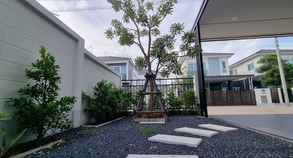 Casa adosada en venta y en alquiler de 3 habitaciones en Mueang Phuket, Phuket