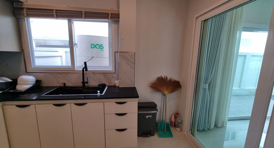 Casa adosada en venta y en alquiler de 3 habitaciones en Mueang Phuket, Phuket