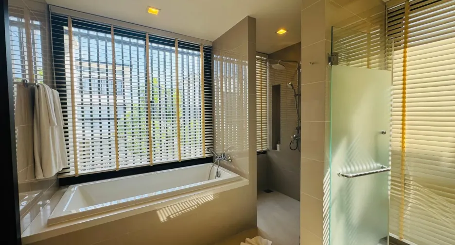 À vendre 5 chambres maison à Thalang, Phuket