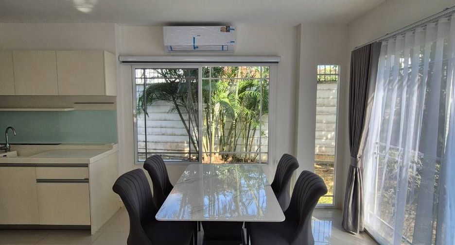 Casa en alquiler de 3 habitaciones en Mueang Chiang Mai, Chiang Mai