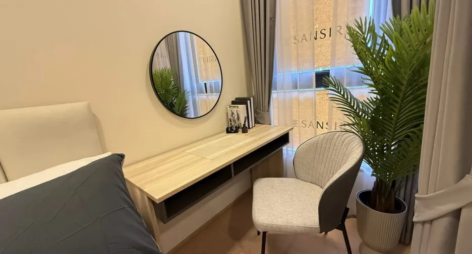 For rent studio condo in Huai Khwang, Bangkok