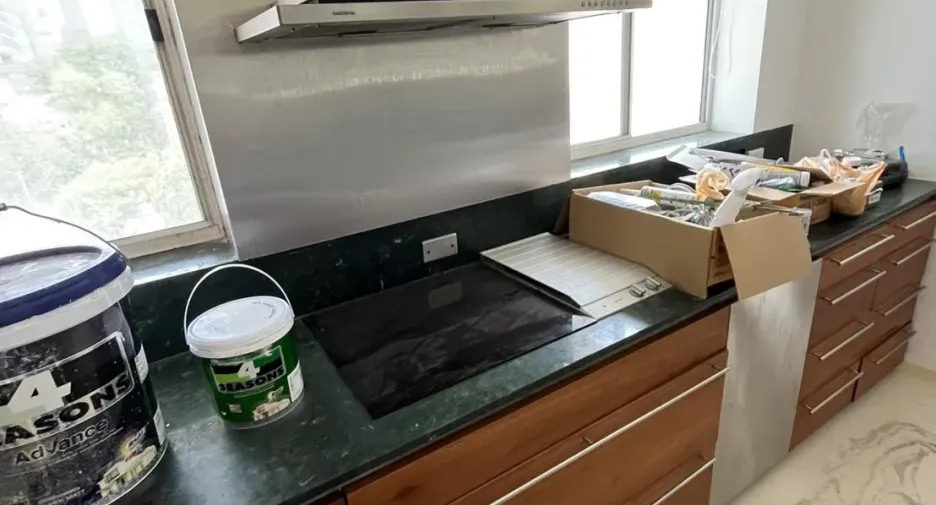 For rent 3 bedrooms apartment in Khlong Toei, Bangkok