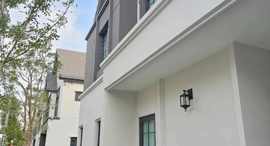 For rent 4 bedrooms house in Bang Phli, Samut Prakan