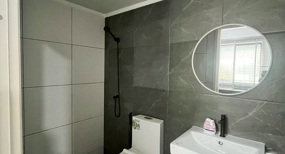 For rent 3 bedrooms townhouse in Kathu, Phuket
