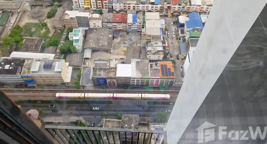 For rent 1 bed condo in Phra Khanong, Bangkok