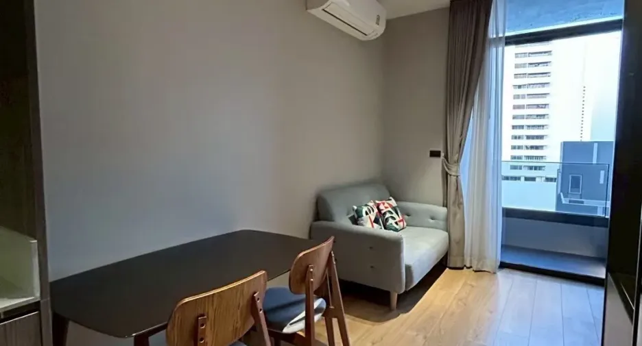 For rent 1 bed condo in Watthana, Bangkok