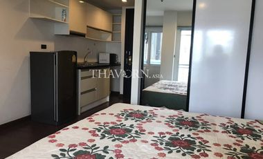 For sale スタジオ condo in Phra Khanong, Bangkok