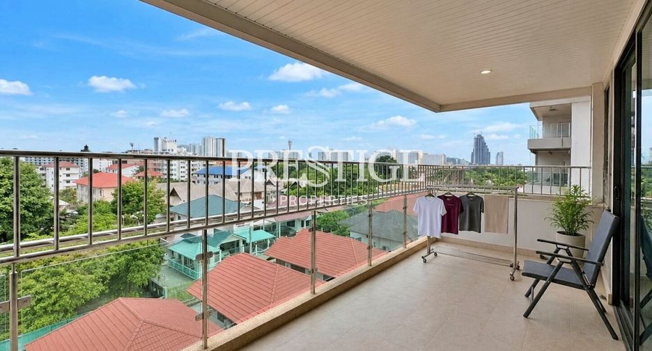 For sale 2 bedrooms condo in Jomtien, Pattaya