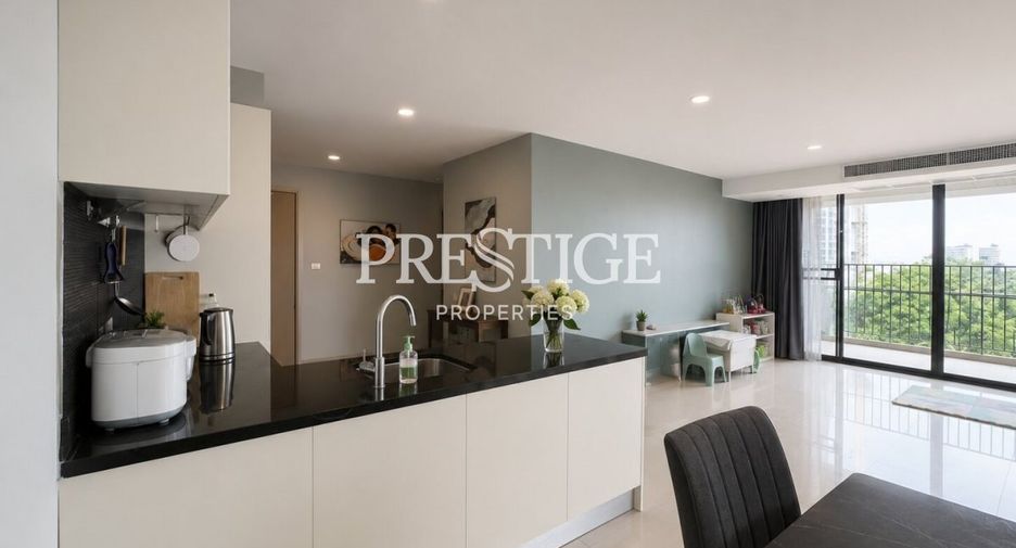 For sale 2 bedrooms condo in Jomtien, Pattaya