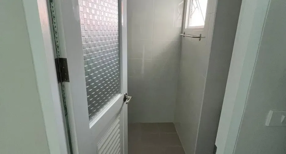 Продажа и аренда 4 спальни дом в Пхукет Тощн, Пхукет