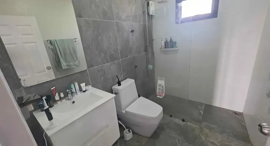 For rent 4 bedrooms house in Mae Taeng, Chiang Mai