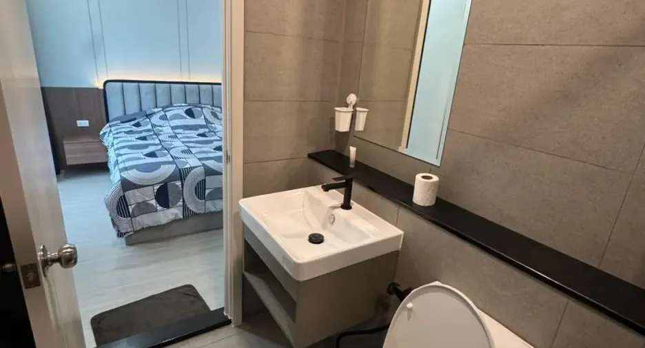 For sale and for rent 2 bedrooms condo in Chom Thong, Bangkok