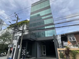 ให้เช่า 3 ห้องนอน บ้านเดี่ยว ใน วัฒนา, กรุงเทพฯ