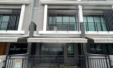 出租 3 卧室 联排别墅 在 Thung Khru, 曼谷