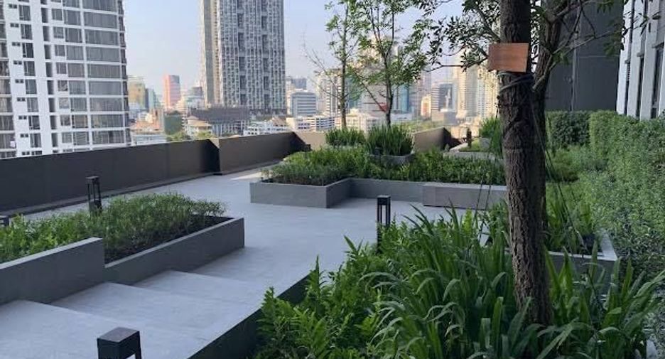 Condo en alquiler de 1 habitaciones en Sathon, Bangkok