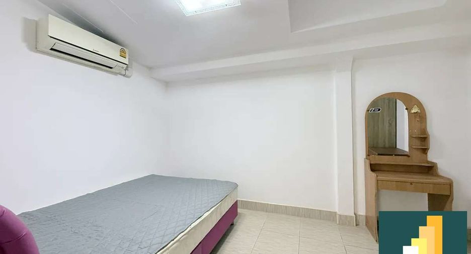 Haus zur Miete mit 4 Zimmer in East Pattaya, Pattaya
