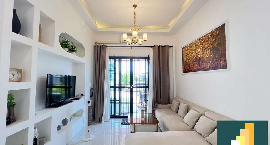 À louer 3 chambres maison à East Pattaya, Pattaya