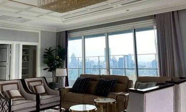 For sale 5 bedrooms condo in Watthana, Bangkok