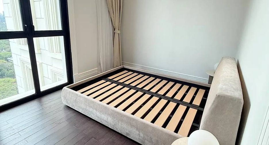 For sale 2 ベッドルーム condo in Pathum Wan, Bangkok