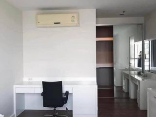 For rent 2 bedrooms condo in Thon Buri, Bangkok