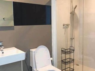 For rent 2 bedrooms condo in Thon Buri, Bangkok