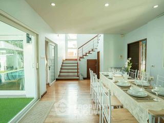 For rent 4 bedrooms villa in Bang Lamung, Chonburi