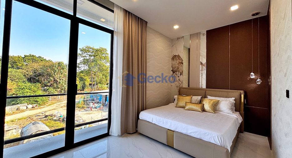 For sale 4 bedrooms house in Bang Lamung, Chonburi