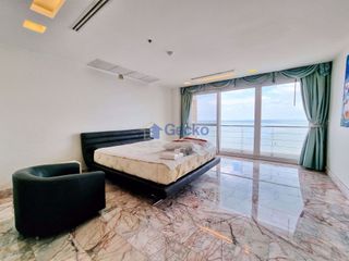 For sale 2 ベッドルーム condo in Bang Lamung, Chonburi