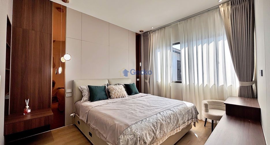 For sale 4 ベッドルーム house in Bang Lamung, Chonburi