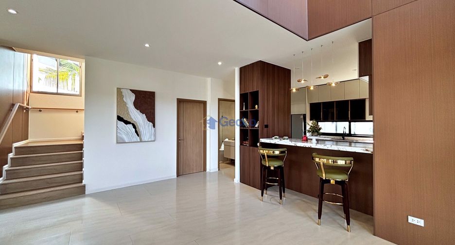 For sale 4 ベッドルーム house in Bang Lamung, Chonburi