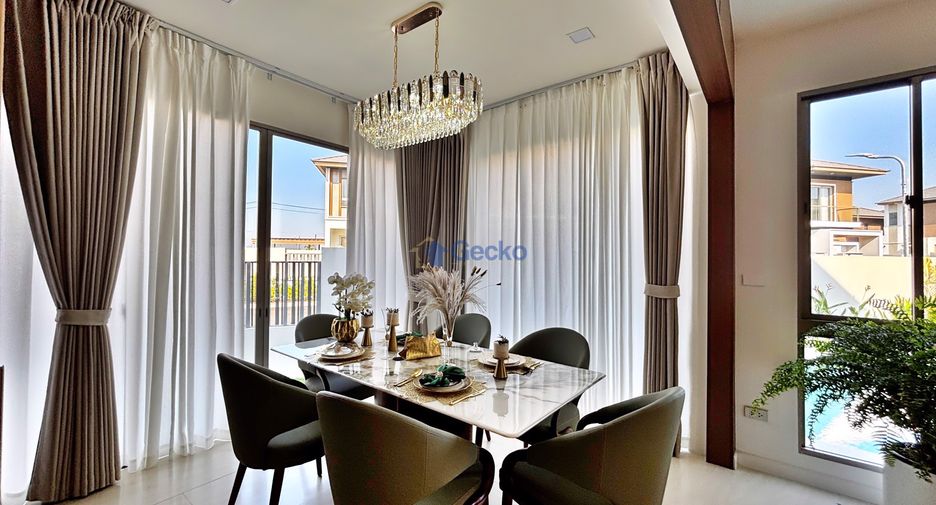 For sale 4 ベッドルーム house in Bang Lamung, Chonburi