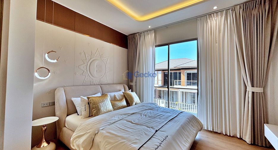 For sale 4 ベッドルーム house in Bang Lamung, Chonburi