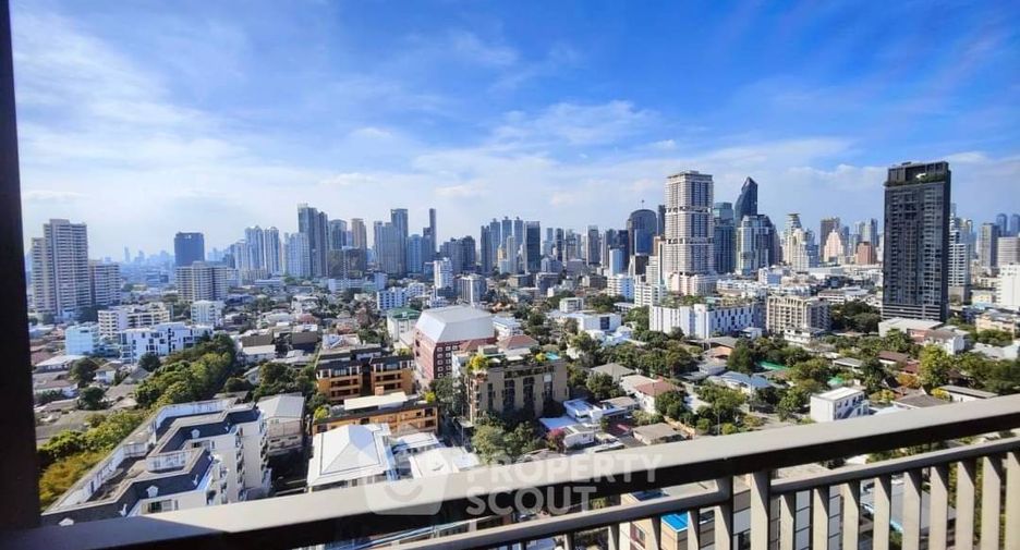 For rent 1 bed condo in Khlong Toei, Bangkok